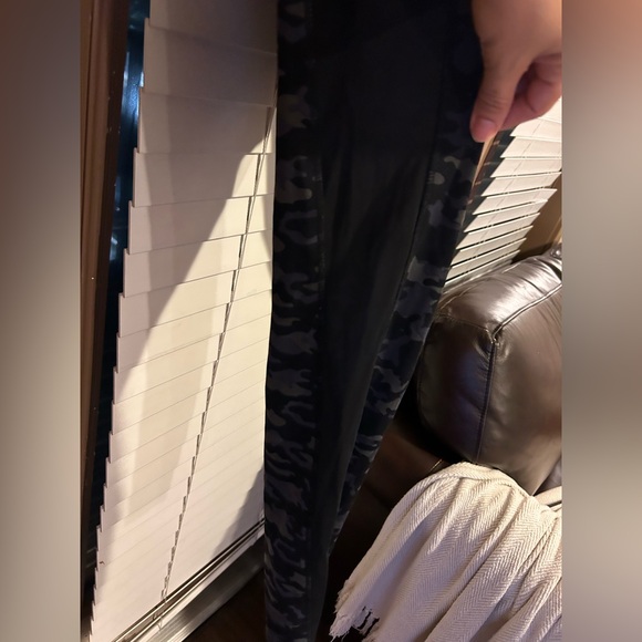 Marissa Olivia High-Waisted leggings - Picture 4 of 6